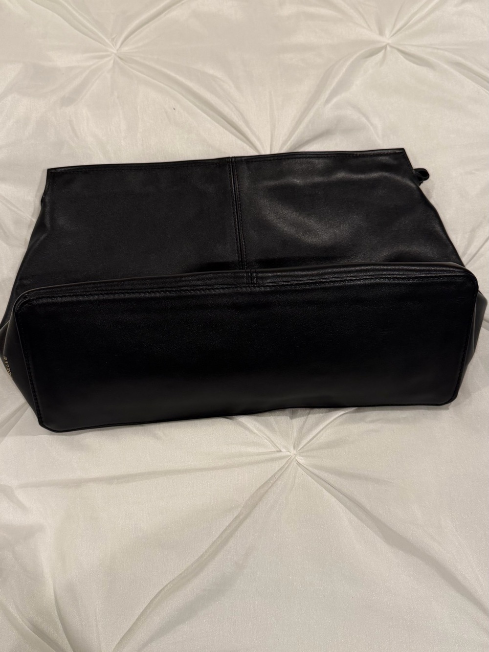 NWOT POELLE Leather Clutch - Sleek Minimal Design - Picture 6 of 11